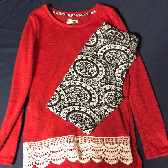 2 “dressy/casual” legging outfits - Picture 3 of 4